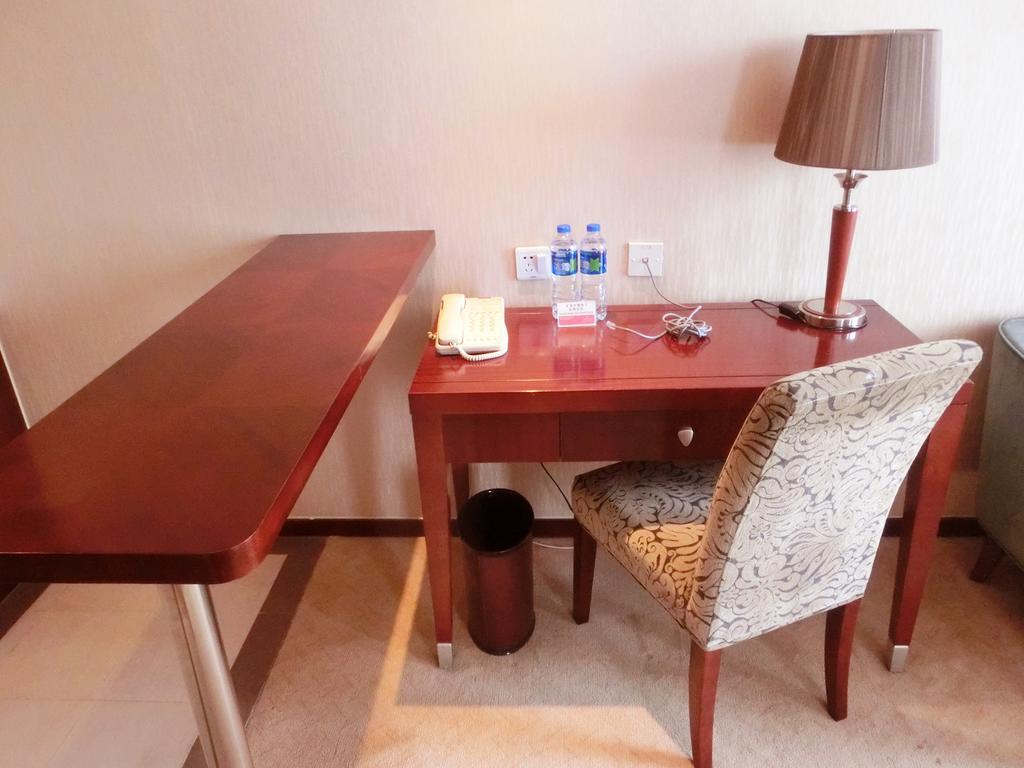 Ramada Shanghai Wujiaochang Zimmer foto