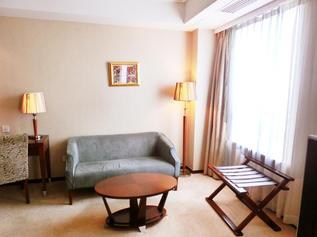 Ramada Shanghai Wujiaochang Zimmer foto